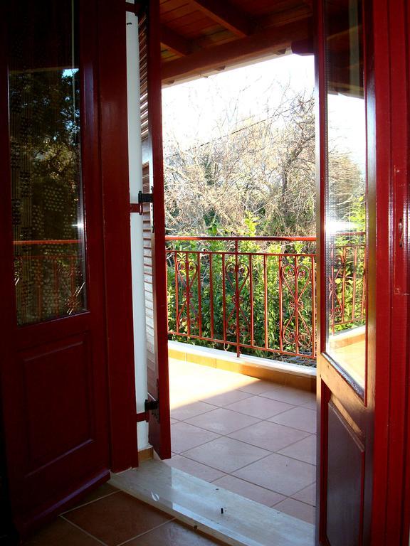 Apartment To Agridi Tsoukaládhes