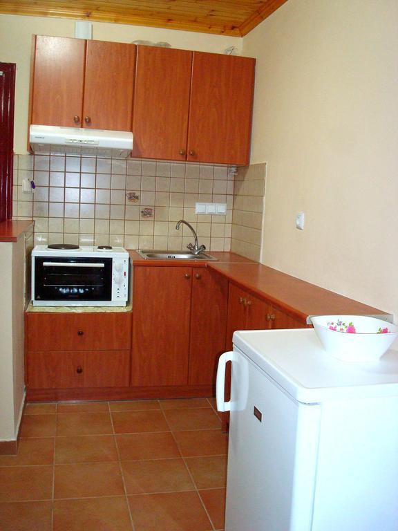 Apartment To Agridi