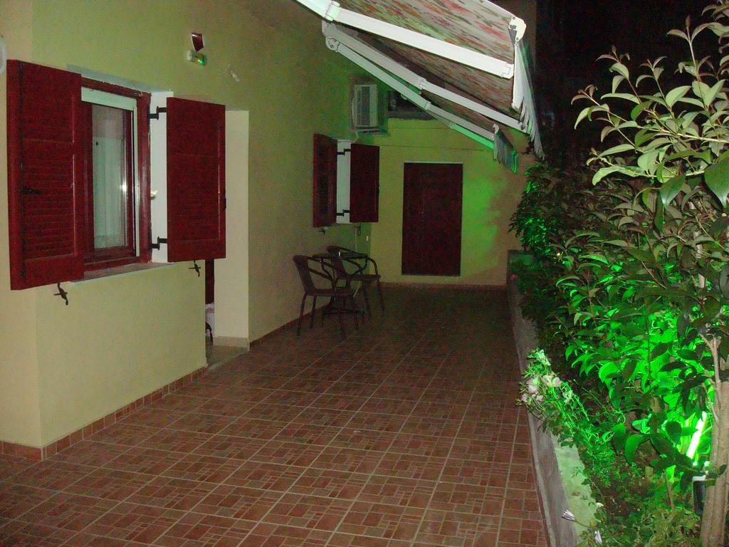 To Agridi Apartment Tsoukaládhes